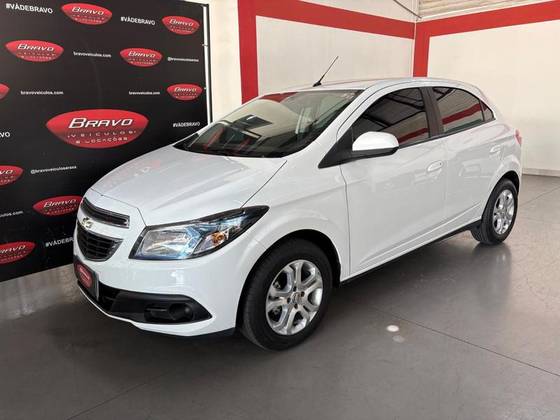 CHEVROLET ONIX 1.4 MPFI LT 8V FLEX 4P MANUAL